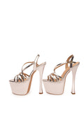 heels for miss universe