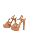 heels for miss universe